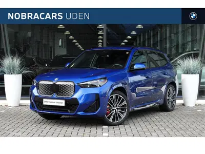 BMW iX1 xDrive30 M Sport uit 2025