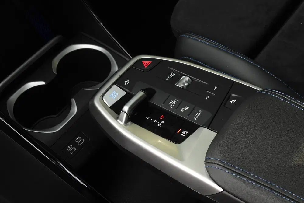BMW iX1 xDrive30 M Sport uit 2025, foto 13