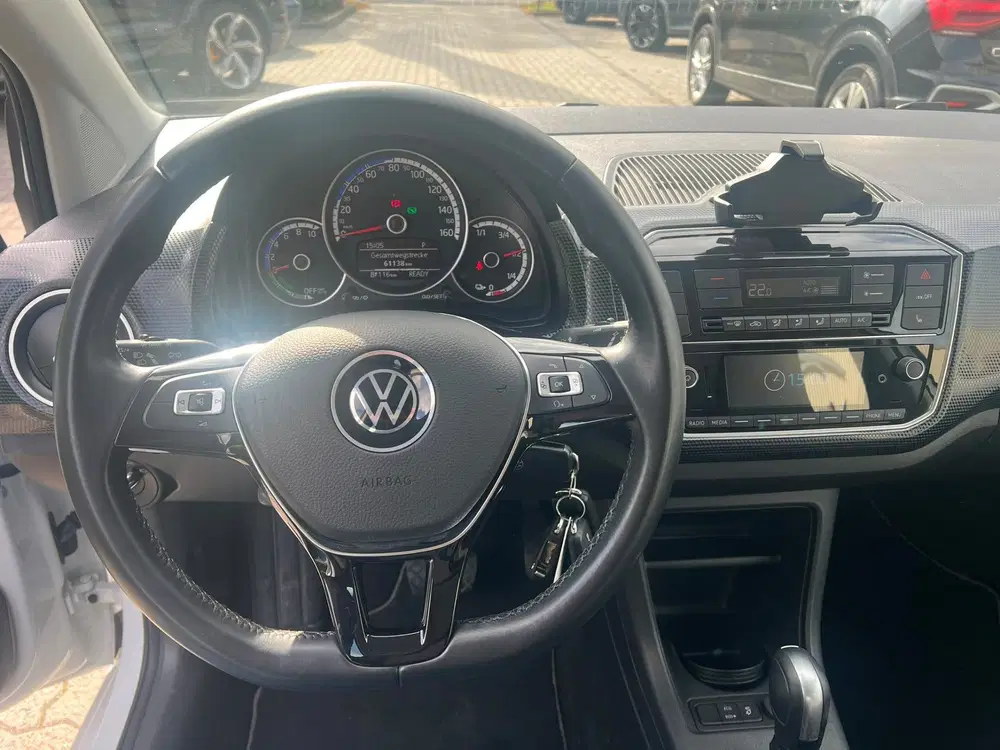 Volkswagen up! e-up SOH 91% camera uit 2021, foto 10