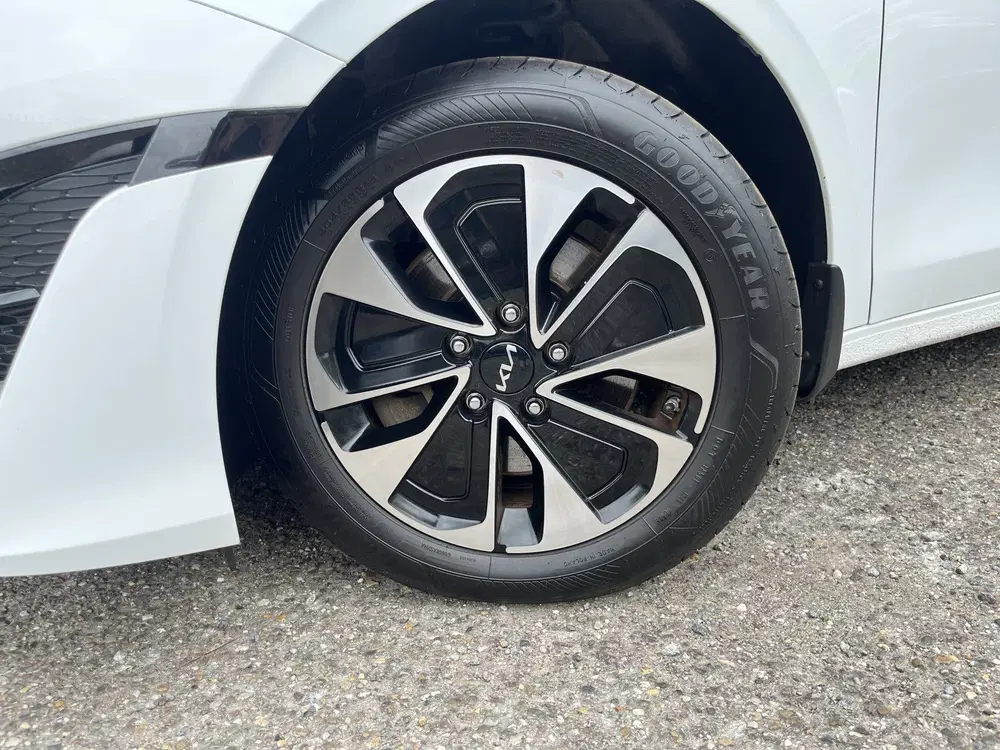 Kia Ceed 1.6 GDI PHEV DynamicLine uit 2023, foto 11
