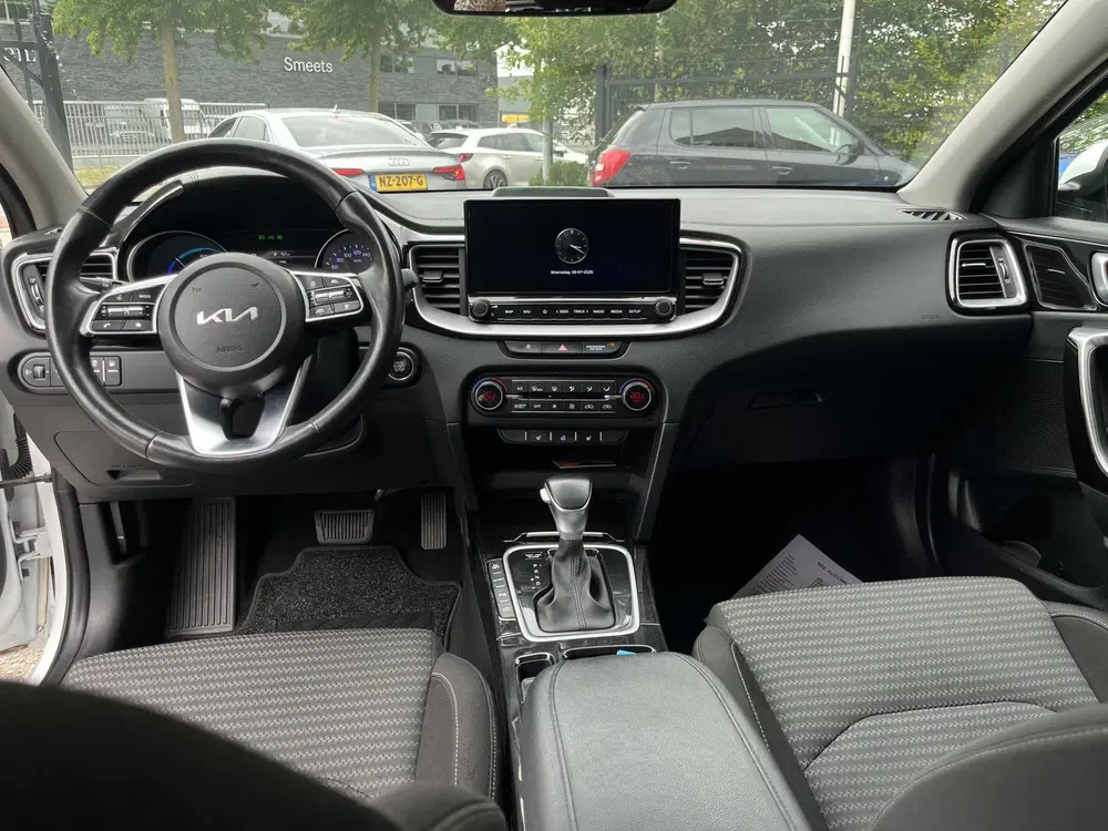 Kia Ceed 1.6 GDI PHEV DynamicLine uit 2023, foto 14