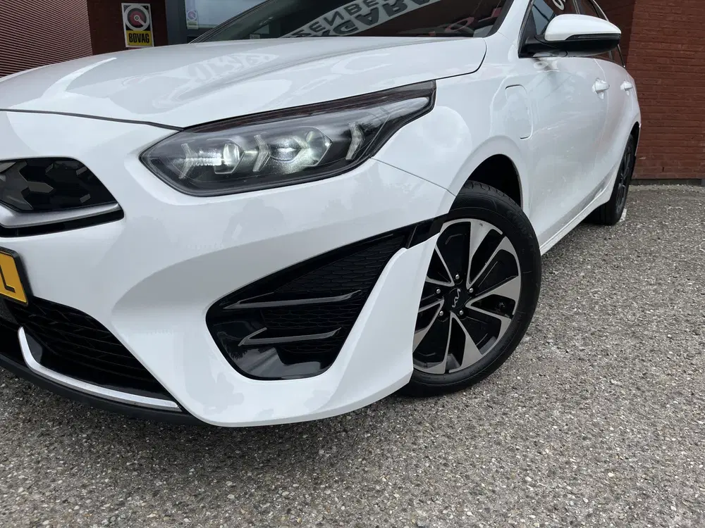 Kia Ceed 1.6 GDI PHEV DynamicLine uit 2023, foto 7