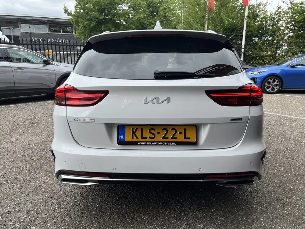 Kia Ceed 1.6 GDI PHEV DynamicLine uit 2023, foto 8