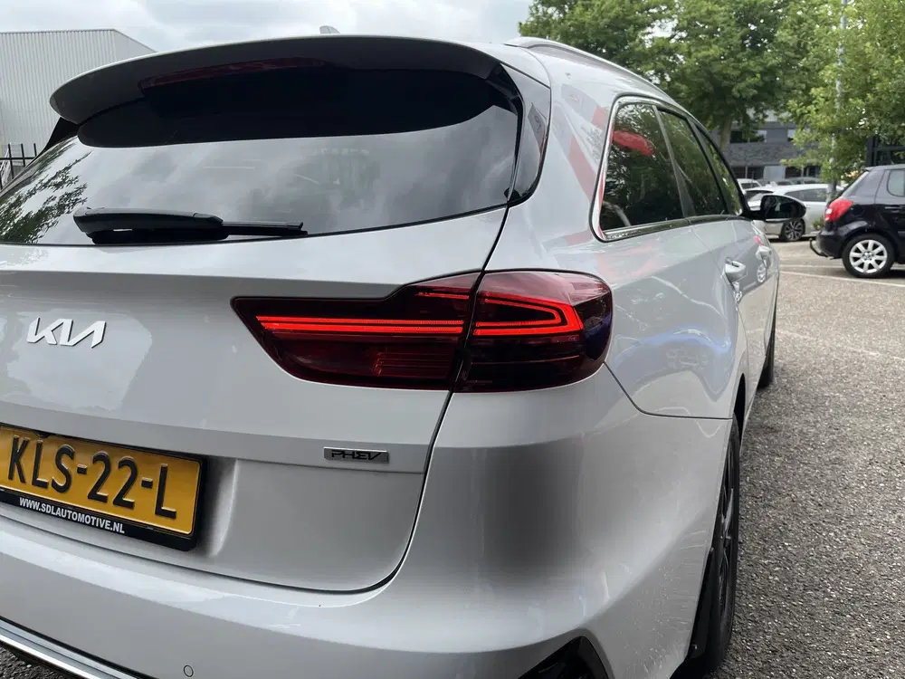 Kia Ceed 1.6 GDI PHEV DynamicLine uit 2023, foto 9
