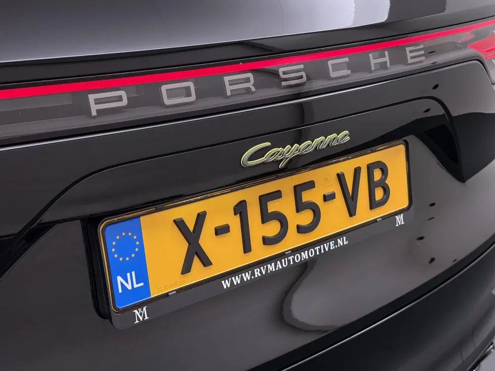 Porsche Cayenne 3.0 E-Hybrid Platinum Edition SOH 100% 340 uit 2022, foto 10