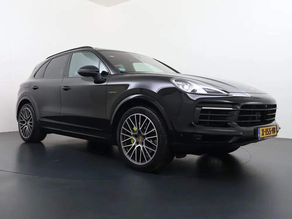 Porsche Cayenne 3.0 E-Hybrid Platinum Edition SOH 100% 340 uit 2022, foto 3
