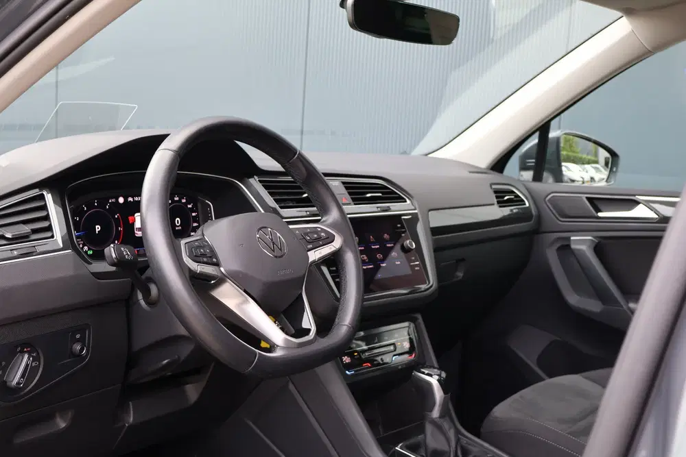 Volkswagen Tiguan 1.5 TSI Elegance 150pk Automaat uit 2021, foto 3