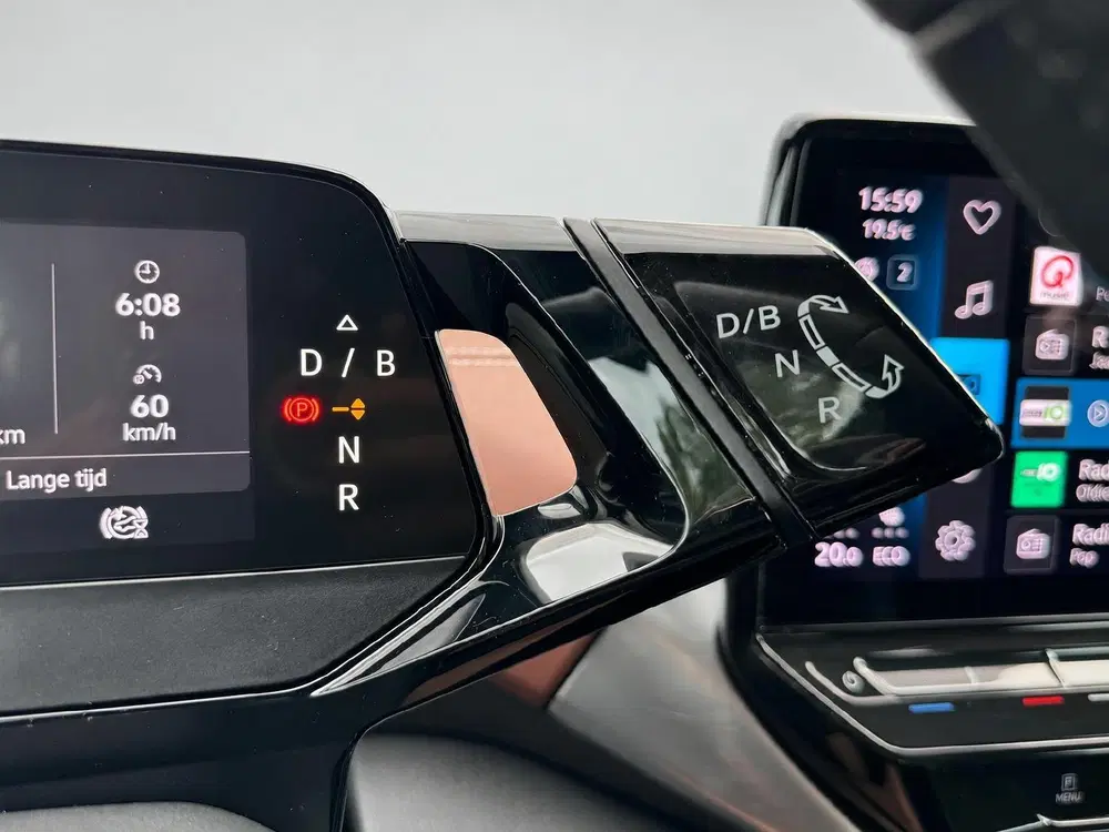 Volkswagen ID.5 Pro 77 kWh STUUR uit 2022, foto 12