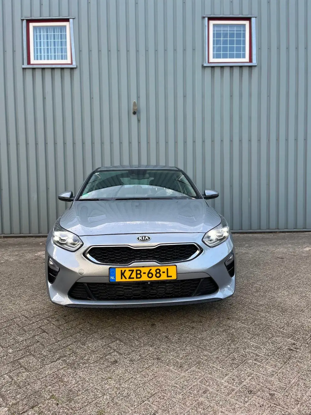 Kia Ceed 1.4 T-GDi ExecutiveLine uit 2020, foto 2