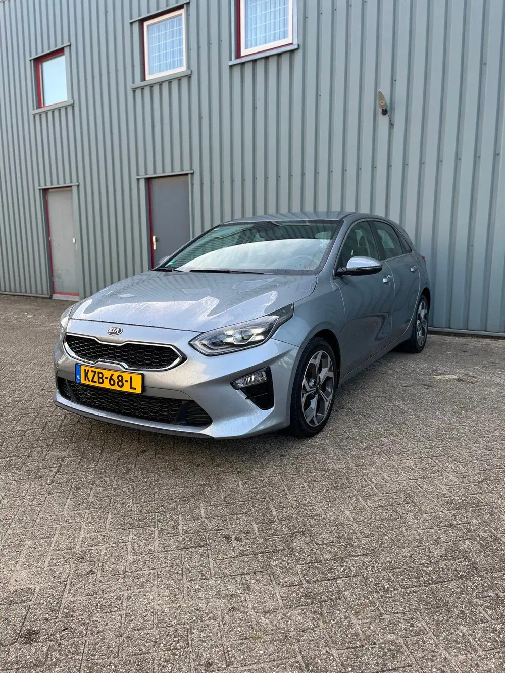 Kia Ceed 1.4 T-GDi ExecutiveLine uit 2020, foto 3