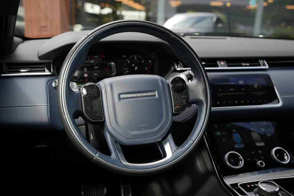 Land Rover Range Rover Velar 3.0 D300 AWD R-Dynamic HSE BTW uit 2019, foto 10