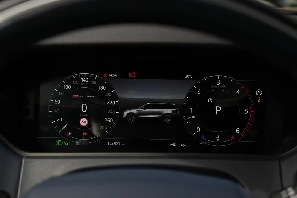 Land Rover Range Rover Velar 3.0 D300 AWD R-Dynamic HSE BTW uit 2019, foto 11