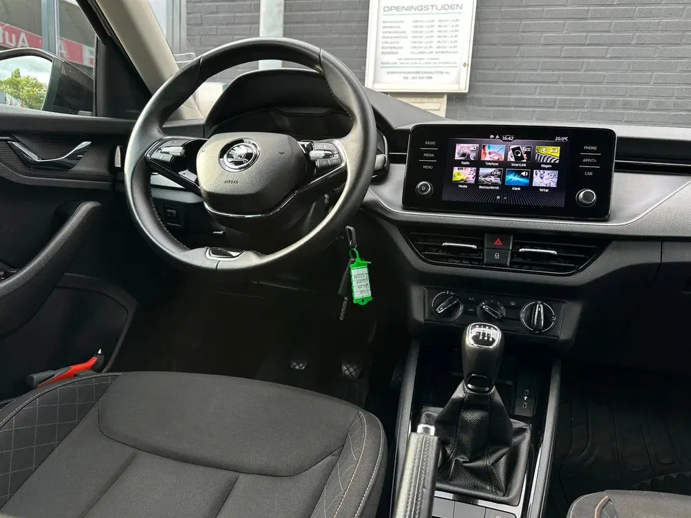 Skoda Scala 1.0 TSI Ambition uit 2022, foto 4