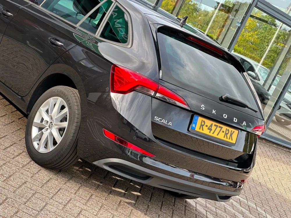 Skoda Scala 1.0 TSI Ambition uit 2022, foto 9