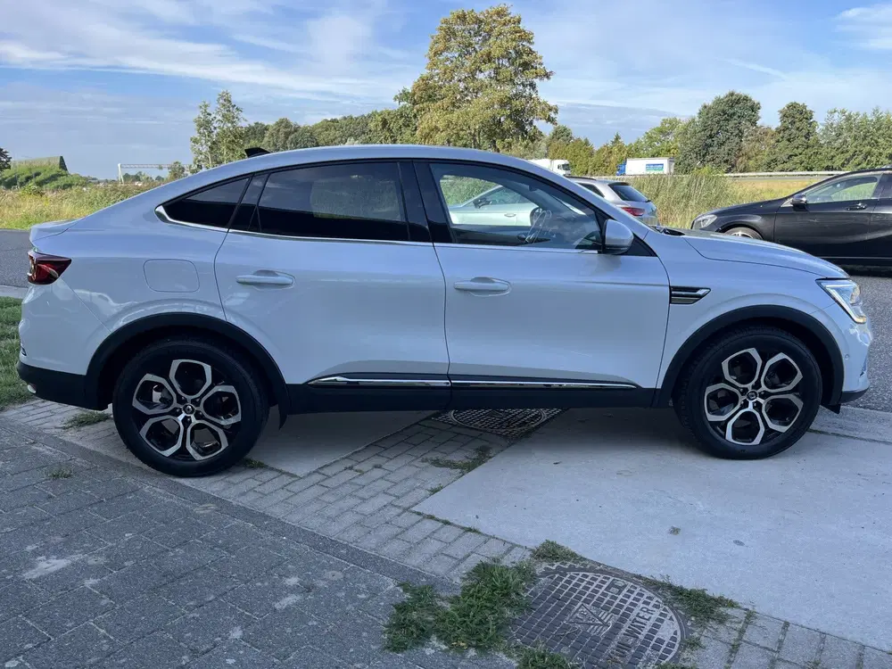 Renault Arkana 1.6 E-Tech Hybrid 145 PK Intens uit 2022, foto 10