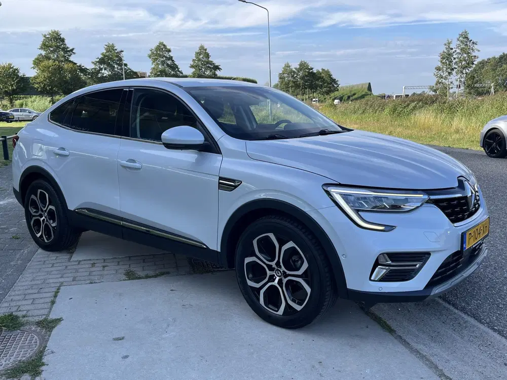 Renault Arkana 1.6 E-Tech Hybrid 145 PK Intens uit 2022, foto 6