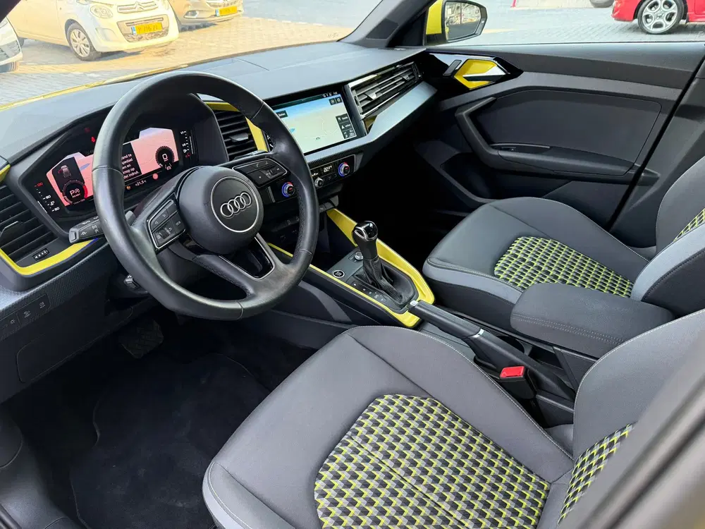 Audi A1 Sportback 30 TFSI S-Line uit 2020, foto 11