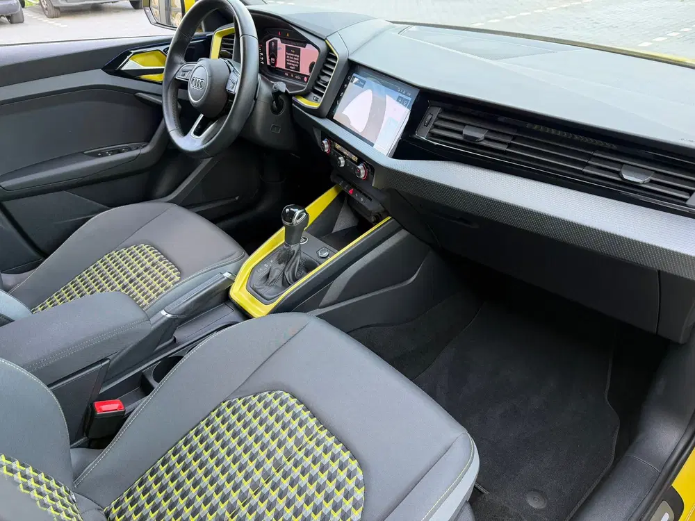 Audi A1 Sportback 30 TFSI S-Line uit 2020, foto 13