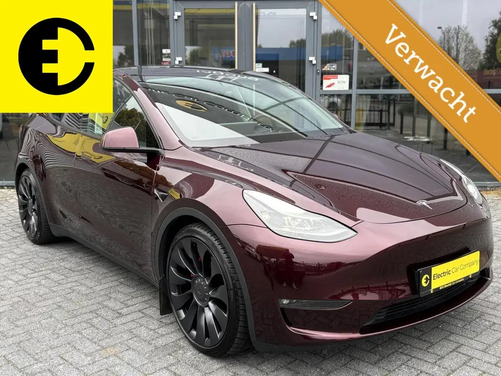 Tesla Model Y Performance AWD 75 kWh uit 2023, foto 12