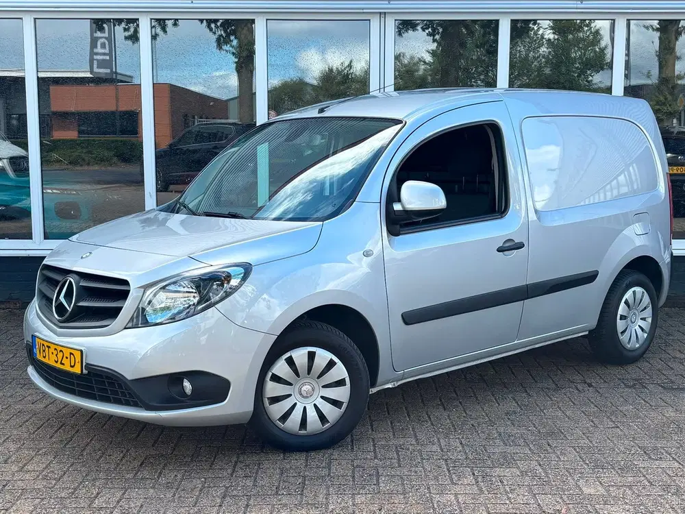 Mercedes-Benz Citan 109 CDI BlueEFFICIENCY uit 2019, foto 11