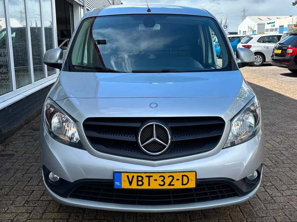 Mercedes-Benz Citan 109 CDI BlueEFFICIENCY uit 2019, foto 3