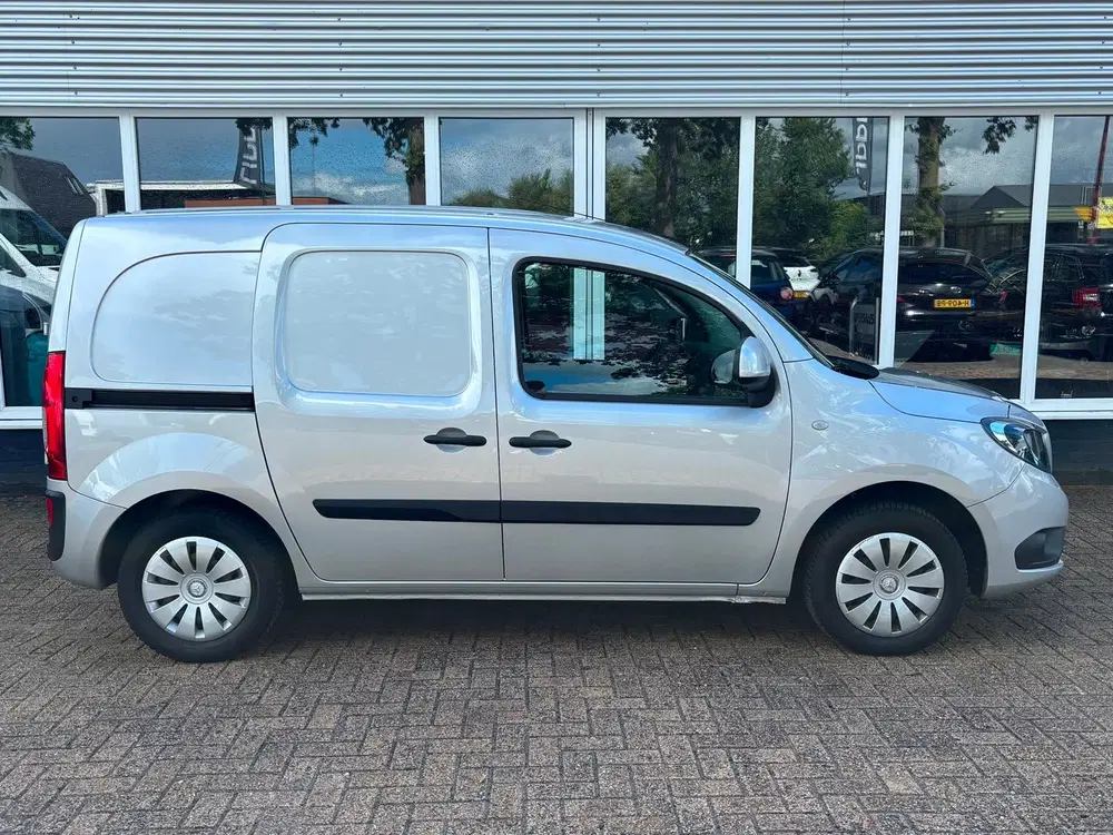 Mercedes-Benz Citan 109 CDI BlueEFFICIENCY uit 2019, foto 9