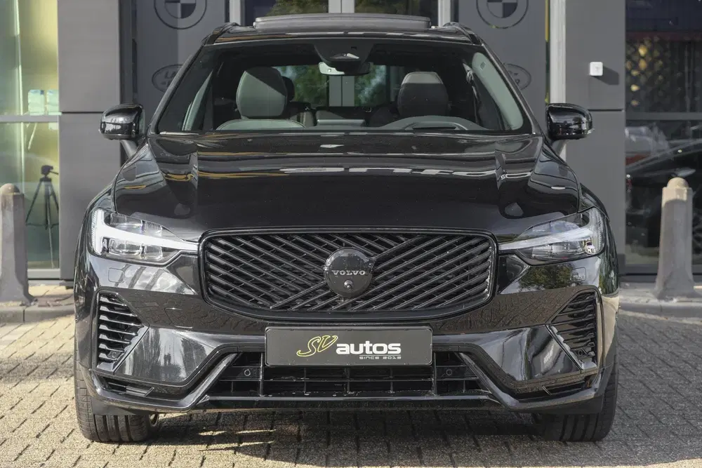 Volvo XC60 2.0 T6 350pk Plus Black Edition Panoramada uit 2026, foto 14