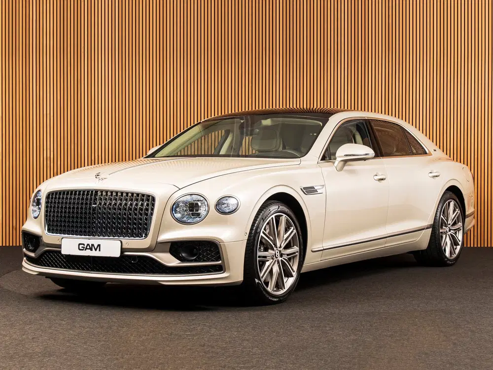 Bentley Flying Spur Odyssean 2.9 V6 Hybrid B&O uit 2024