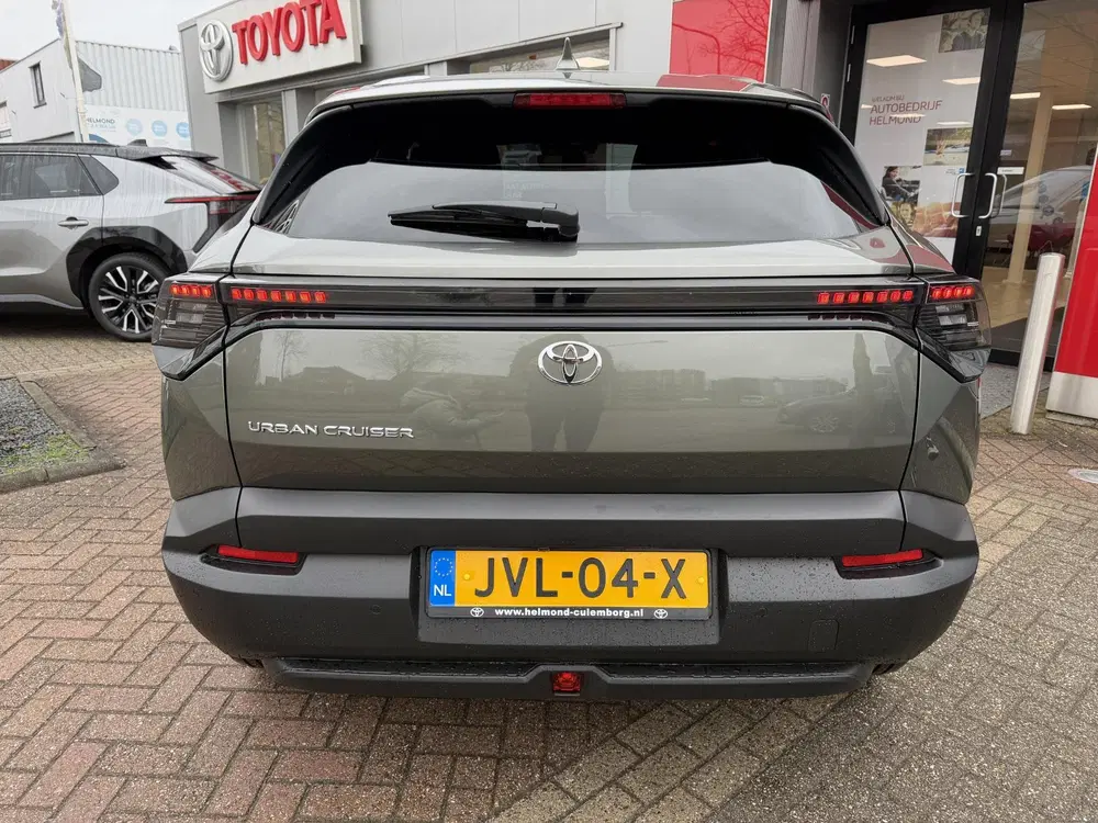 Toyota Urban Cruiser Dynamic 61 kWh uit 2026, foto 7