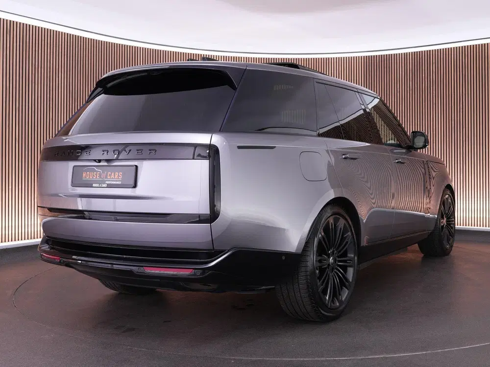 Land Rover Range Rover 3.0 P440e HSE PHEV uit 2023, foto 2