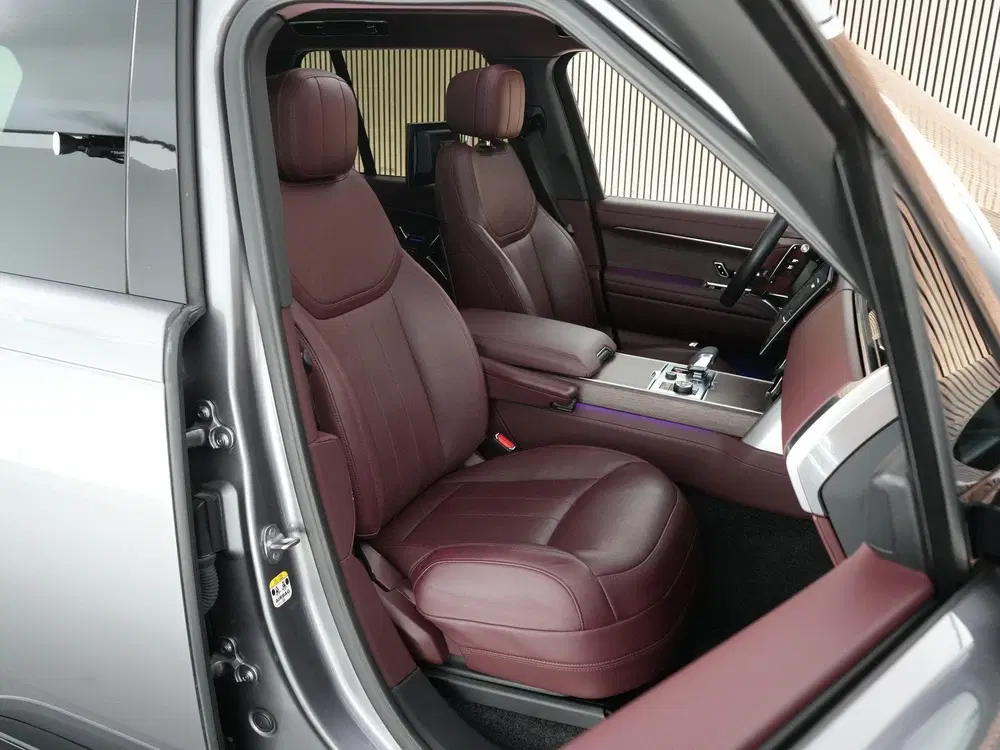 Land Rover Range Rover 3.0 P440e HSE PHEV uit 2023, foto 5