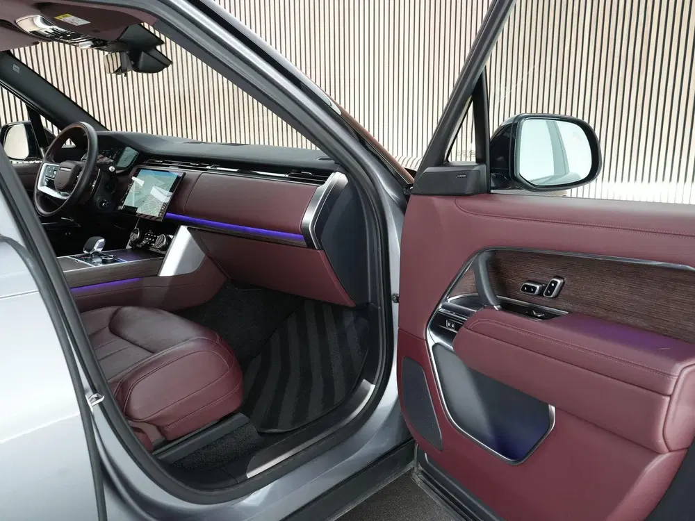 Land Rover Range Rover 3.0 P440e HSE PHEV uit 2023, foto 6