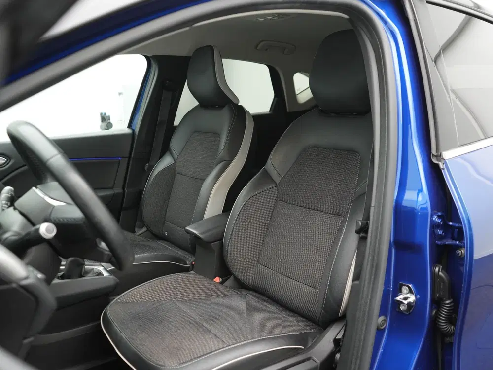 Renault Captur TCe 100 Intens uit 2020, foto 12