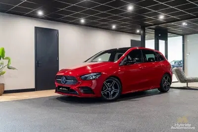 Mercedes-Benz B-Klasse 180 Bus. Sol. AMG uit 2019