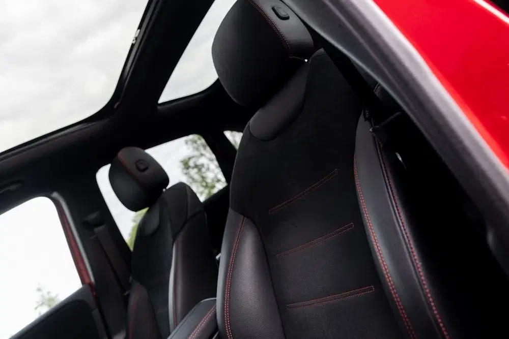 Mercedes-Benz B-Klasse 180 Bus. Sol. AMG uit 2019, foto 5