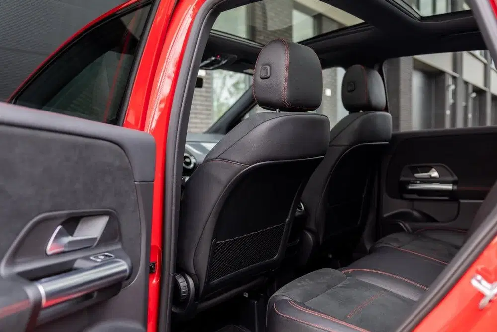 Mercedes-Benz B-Klasse 180 Bus. Sol. AMG uit 2019, foto 6