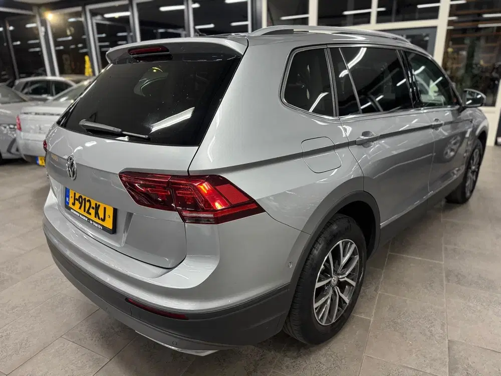 Volkswagen Tiguan Allspace 1.5 TSI Highline Business R 7p. N uit 2020, foto 4