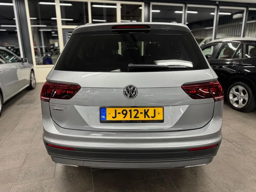 Volkswagen Tiguan Allspace 1.5 TSI Highline Business R 7p. N uit 2020, foto 5
