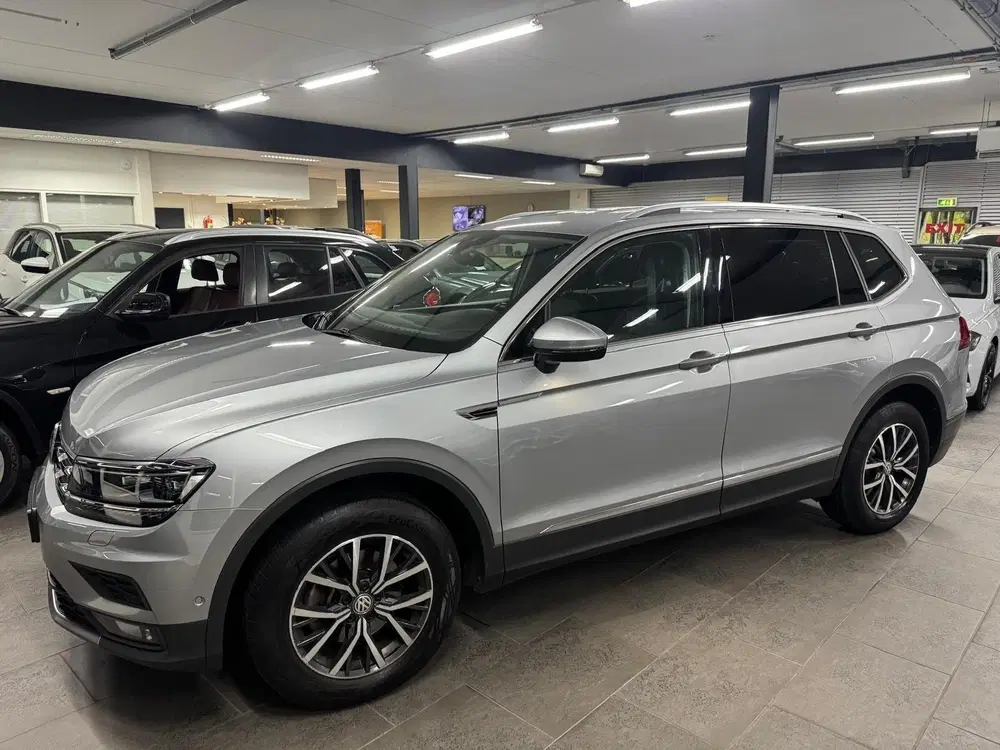 Volkswagen Tiguan Allspace 1.5 TSI Highline Business R 7p. N uit 2020, foto 7