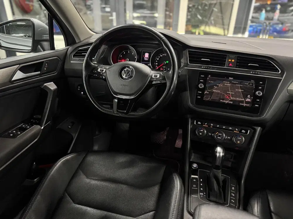 Volkswagen Tiguan Allspace 1.5 TSI Highline Business R 7p. N uit 2020, foto 8