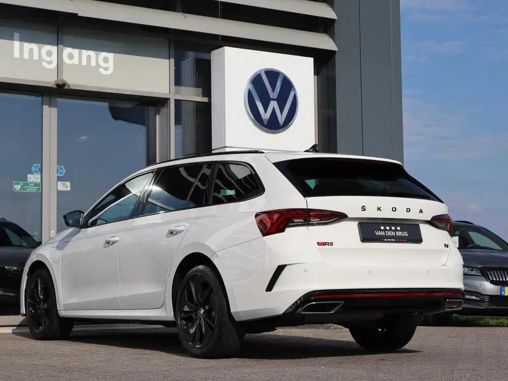 Skoda Octavia 1.4 TSI RS 245 pk DSG iV PHEV Business uit 2023, foto 12