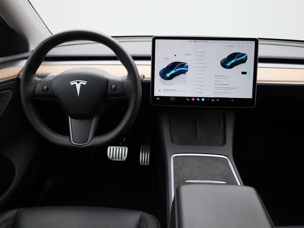 Tesla Model Y Performance AWD 75 kWh uit 2022, foto 7