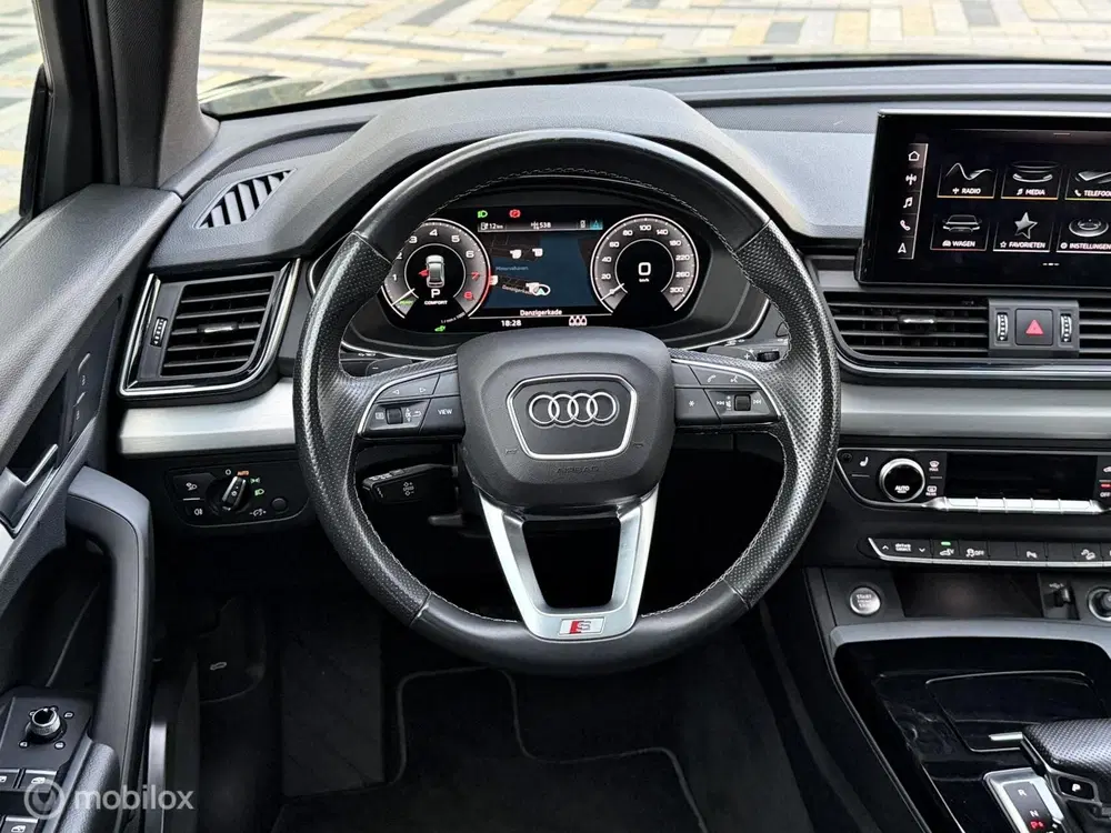 Audi Q5 50 TFSI e S-Line Quattro FACELIFT uit 2021, foto 11