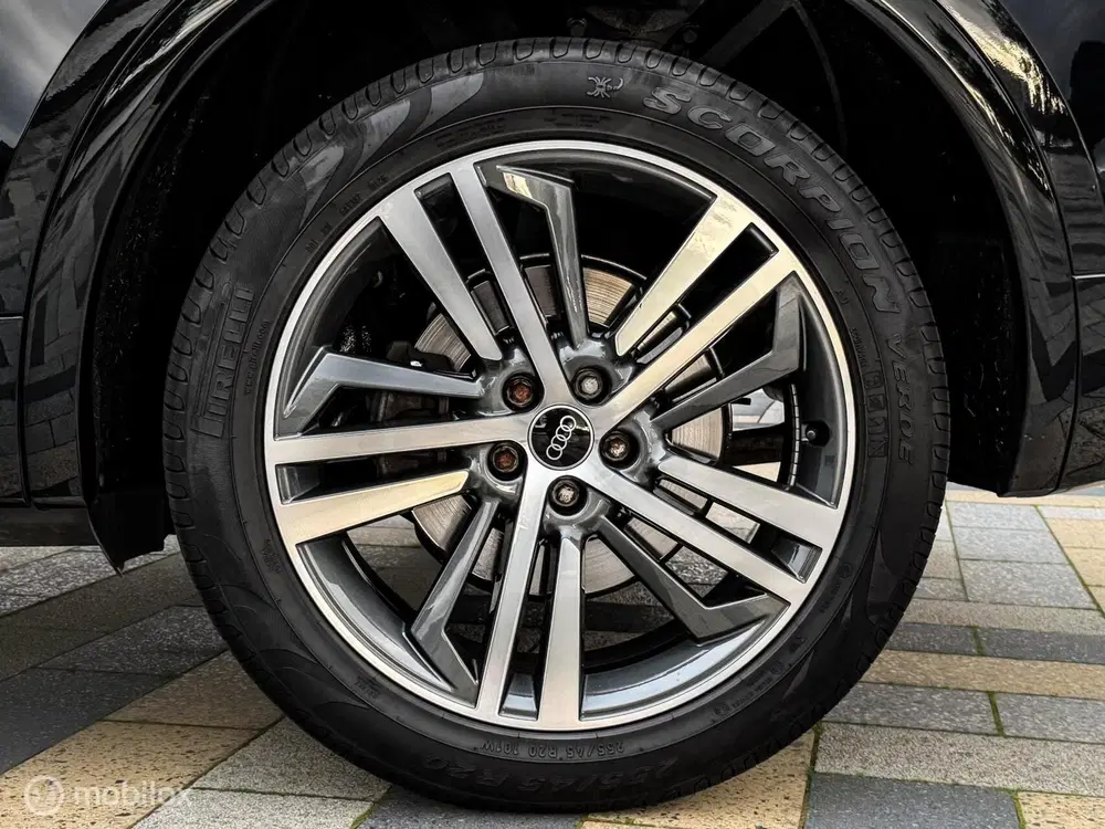 Audi Q5 50 TFSI e S-Line Quattro FACELIFT uit 2021, foto 3
