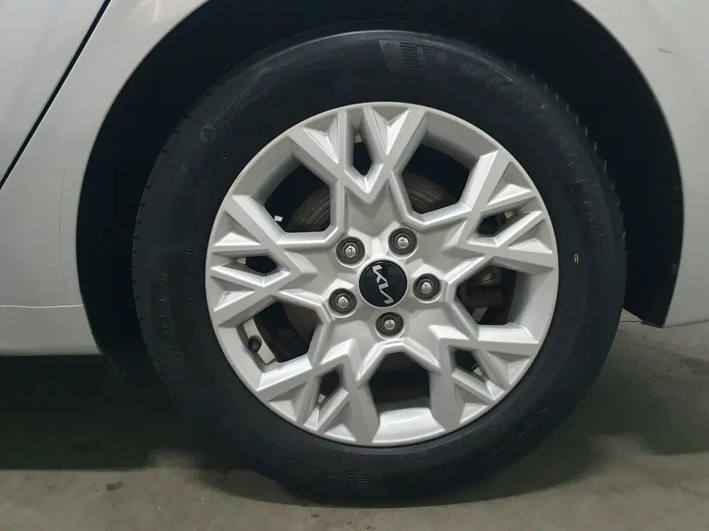 Kia Ceed 1.0 T-GDi DynamicLine NAVI uit 2023, foto 9
