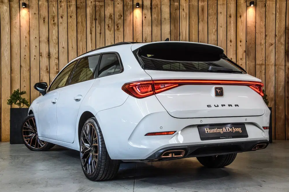 Cupra Leon 1.4 e-Hybrid 245 *Pano*Keyless*Elek. uit 2021, foto 9
