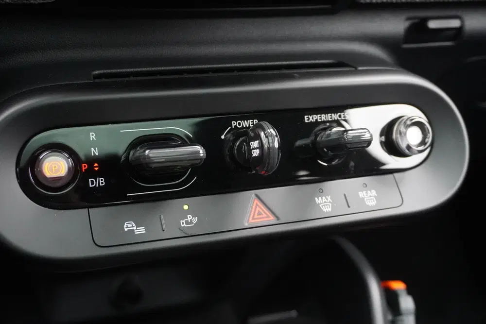 Mini Cooper SE E Favoured Trim uit 2026, foto 12