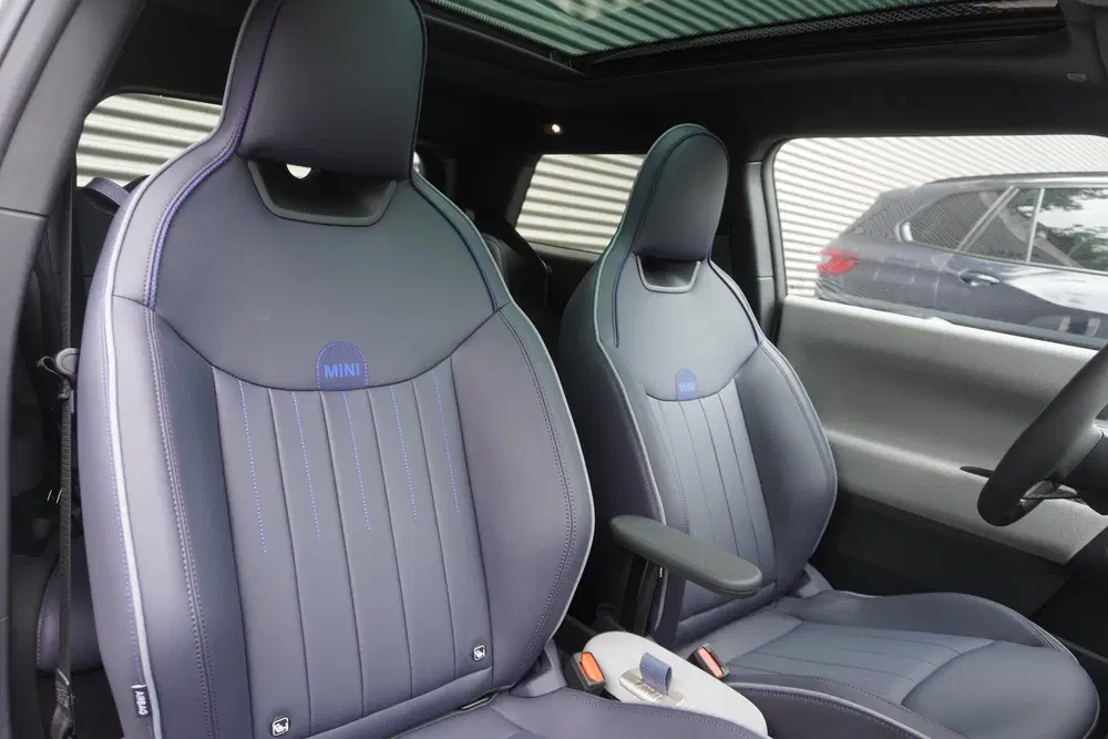 Mini Cooper SE E Favoured Trim uit 2026, foto 8