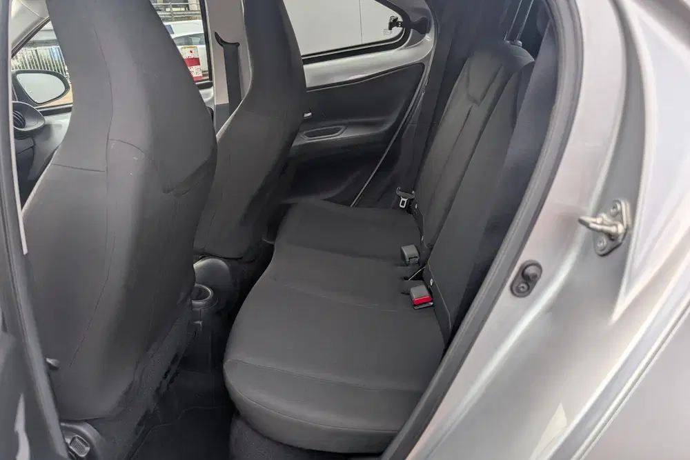 Toyota Aygo X 1.0 VVT-i MT Play uit 2024, foto 8