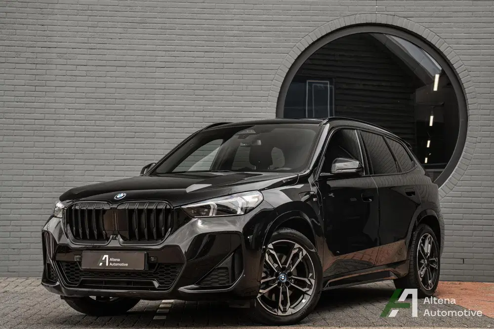 BMW X1 xDrive30e M-sport uit 2023